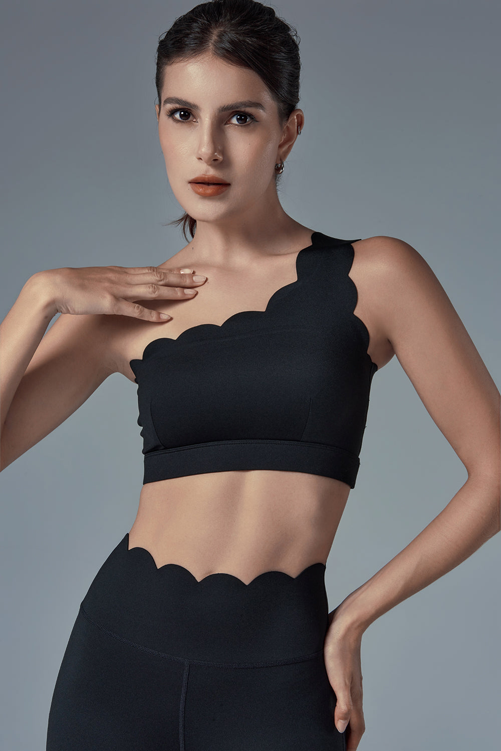 Wavy One-Shoulder Sports Bra