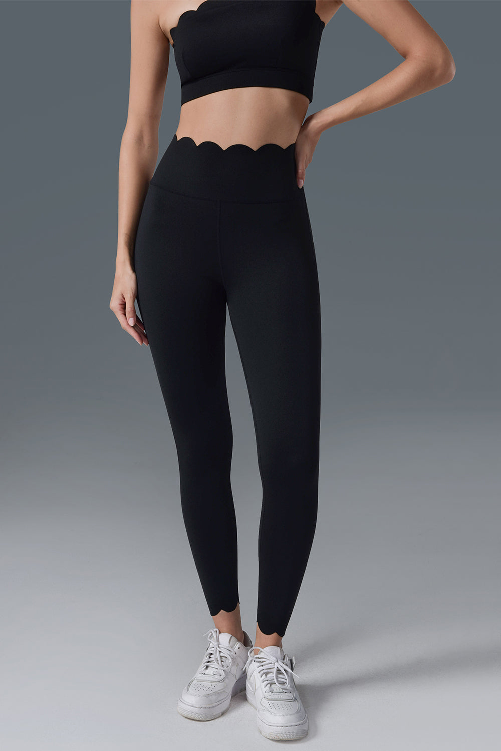 Wavy High-Waist 7/8 Legging