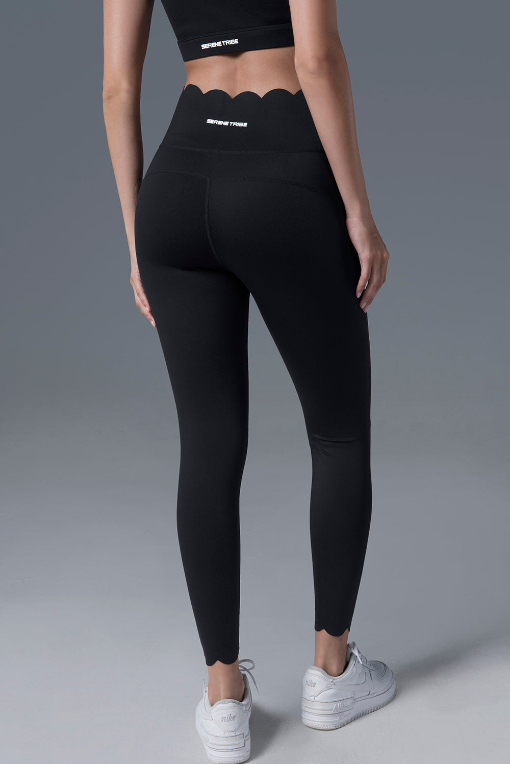 Wavy High-Waist 7/8 Legging